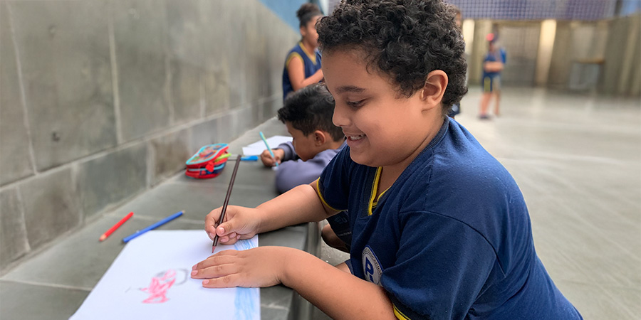 A letra cursiva e o desenvolvimento das crianças